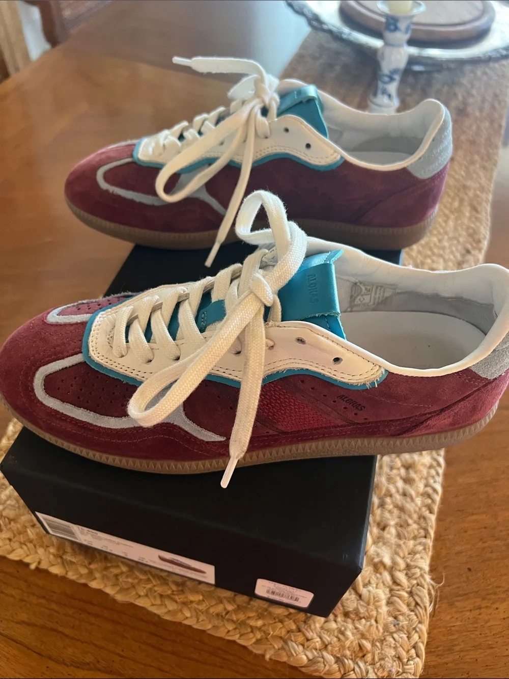 Alohas Rife Burgundy Leather Sneakers SZ 38, 7-7.5